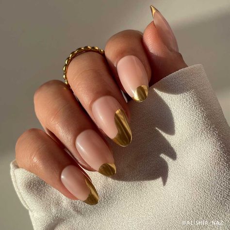 Golden Touch Short Almond Shape, 30 Nails, Polish Crafts, French Tip Design, French Manicure Designs, Lifestyle Board, Elegant Nail Designs, Short Almond, French Nail Art