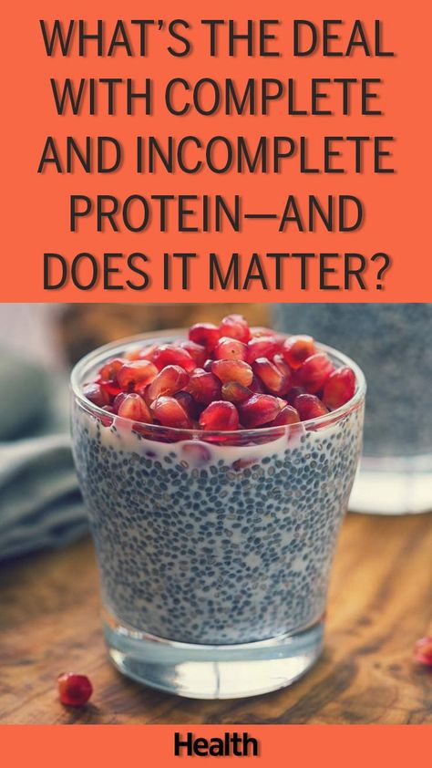 Curious about incomplete vs. complete proteins? Here's what each one is, and which kind of proteins are the healthiest to eat. Protein List, Protein Foods List, Healthy Eating Guide, Essential Amino Acids, Simple Nutrition, Complete Protein, Protein Meals, Food Combining, How To Eat Better