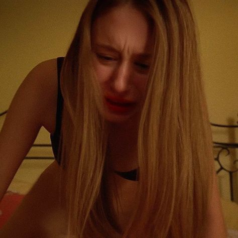 ⛧ zoe benson (taissa farmiga) american horror story icon ⛧ Tassia Farmiga, Zoe Benson, Violet Harmon, Story Icon, Tate And Violet, Taissa Farmiga, Wicked Game, Dark Photography, Horror Story