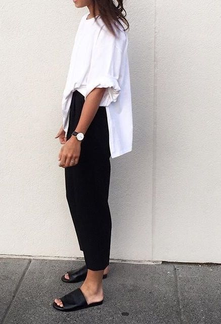 Minimalista Sikk, Sukienki Maksi, Minimal Stil, Minimalist Fashion Summer, Chic Minimalista, Minimalist Moda, Minimalist Street Style, Moda Do Momento, Style Désinvolte Chic