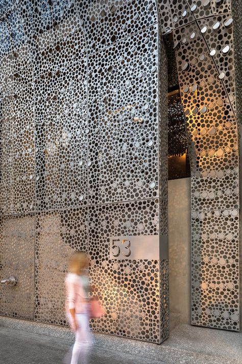 Mexican Office, Facade Pattern, Building Skin, Facade Panel, Metal Facade, Facade Cladding, Zaha Hadid Architects, Homepage Layout, Building Facade