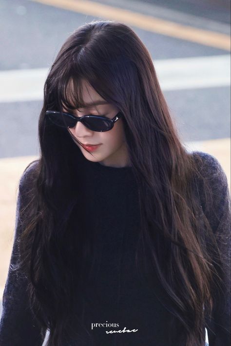 Irene Cool, Irene Red Velvet, Seulgi Instagram, Red Velvet Joy, Red Velvet Irene, Incheon Airport, At The Airport, Incheon, Red Velvet