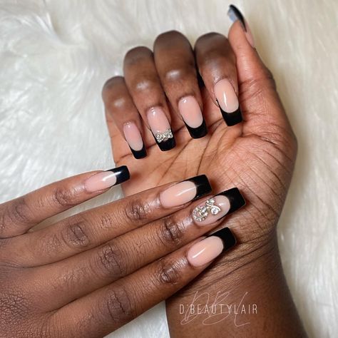 French Tip Black, Black Smile, Black French Tip, Black French Tips, Smile Lines, Black French, Acrylic Nails, Nails, Beauty