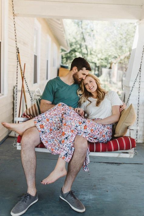 Wedding Photography Poses Family, Engagement Outfits Summer, Engagement Photos Outfits, Skirt Images, Summer Engagement Photos, Photography Poses Family, Photographs Ideas, Wedding 2025, Engagement Outfits