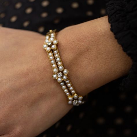 Victorian Pearl and Diamond Flower 18k Gold Bracelet Victorian Bracelet, Diamonds And Pearls, Gold Jewellry, Three Flowers, 18k Gold Bracelet, Old Mine Cut Diamond, Antique Bracelets, Diamond Flower, Antique Diamond