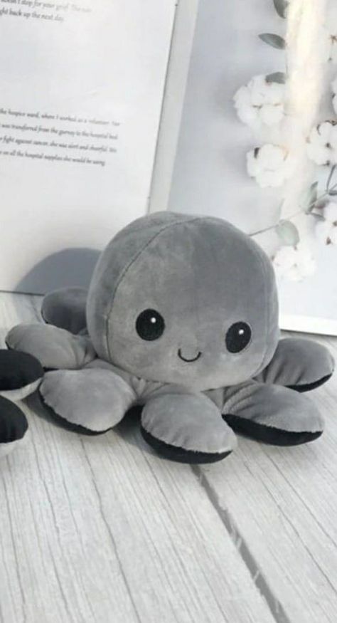 Aesthetic Octopus, Octopus Plush, Wallpaper Hp, Cute Octopus, Dark Phone Wallpapers, The Visit, Anime Shadow, Bear Wallpaper, Cute Stuffed Animals