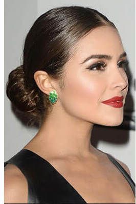 Parted Bun, Olivia Culpo Hair, Classic Bun, Halloween Hairstyles, Wedding Hairstyles And Makeup, Low Bun Hairstyles, Olivia Culpo, Halloween Hair, Party Halloween