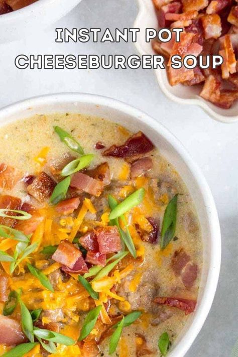 instantpotcheeseburgergsoup3 Cheeseburger Soup Instant Pot, Instant Pot Cheeseburger Soup, Carrot And Lentil Soup, Warm Soup Recipes, Soup With Bacon, Beef Potatoes, Bacon Cheeseburger Soup, Cheese Burger Soup Recipes, Potatoes Recipes