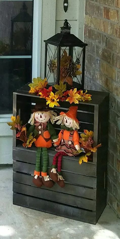 Front Porch Decorating Ideas, Fall Yard Decor, Porch Decorating Ideas, Dekor Diy, Fall Front Porch Decor, Fall Deco, Fall Thanksgiving Decor, Decorating Ideas On A Budget, Autumn Decorating