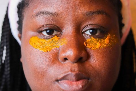 Turmeric Under Eye Circles, Diy Tumeric Mask For Dark Spots, Turmeric Eye Mask, Lighten Under Eyes, Tumeric Eye Mask For Dark Circles, Turmeric Eye Mask Circles, Natural Dark Circle Remedy, Turmeric For Dark Circles Eye, How To Brighten Dark Circles Under Eyes