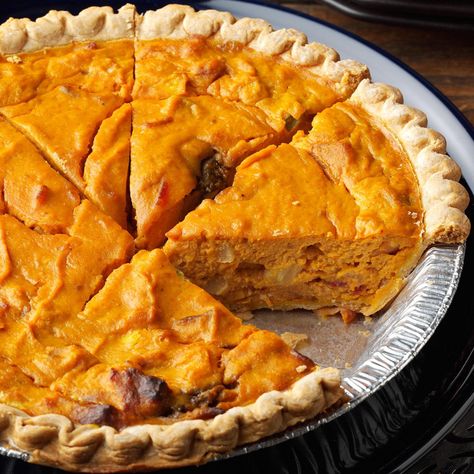 Pumpkin Quiche, Fresh Pumpkin Recipes, Savory Pumpkin, Savory Pumpkin Recipes, Inflammation Diet, Pumpkin Recipe, Cheese Pumpkin, Fair Food, Cremini Mushrooms