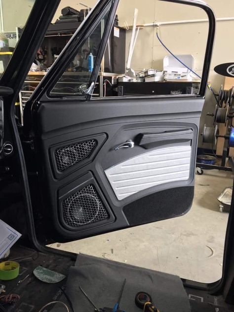 Door design C10 Custom Interior, Square Body Chevy Interior, Door Panel Ideas, Chevy 3100 Interior, Custom Door Panels Truck, C10 Chevy Truck 73-87 Custom Interior, Custom Car Audio, Classic Car Photography, Car Interior Upholstery