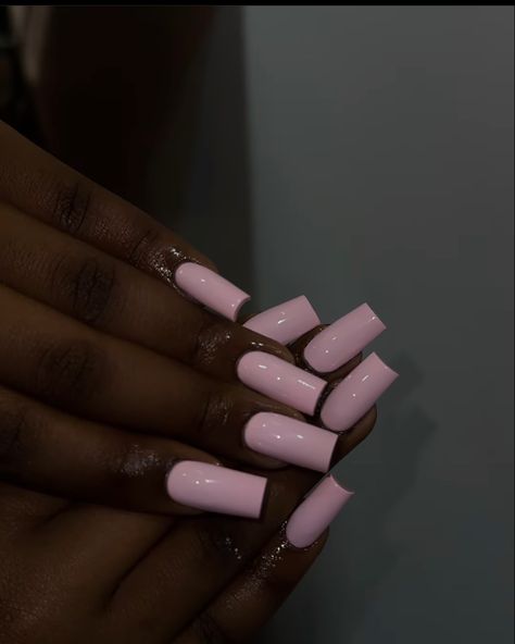 Plain Nails Acrylic, Nails On Black Women, Track Fits, Solid Color Acrylic Nails, Plain Acrylic Nails, Nails Aesthetics, Flare Nails, Classy Acrylic, Caramel Mocha