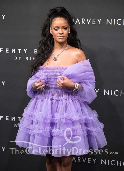 Tulle Evening Dress Classy, Lilac Colour Dress, Rihanna Red Carpet, Lilac Party, Lilac Shades, Tulle Outfit, Lilac Colour, Rihanna Photos, Tulle Evening Dress