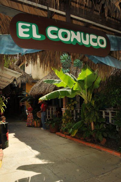 This is the best place to get dominican food!!! El Conuco Restaurant.  Santo Domingo,  DOMINICAN REPUBLIC Dominican Restaurant, Dominican Cuisine, Dominican Republic Food, Dominican Culture, Santo Domingo Dominican Republic, Dominican Food, Exotic Places, Island Girl, Tropical Islands