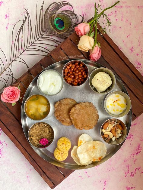 Celebrating Janmashtami with this lovely thali spread 🎉🌸✨ #janmashtami #lordkrishna #krishna #krishnalove #recipe #indianfoodrecipes #foodblogger #foodlover #vegetarian #vegetarianrecipe Janmashtami Prasad Thali, Janmashtami Bhog Thali, Janmashtami Sweets, Janmashtami Food, Indian Mithai, Janmashtami Special, Janmashtami Celebration, North Indian Recipes, Dessert Gifts