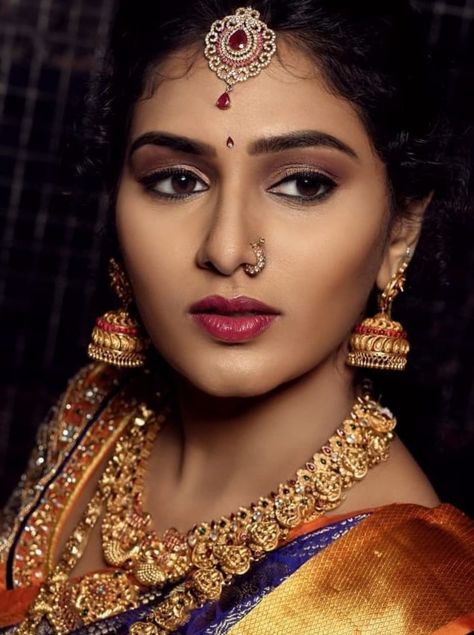 Make Up Styles, Bride Eye Makeup, Nose Pin Indian, Pelli Poola Jada, Shilpa Reddy, Poola Jada, Rahul Mishra, Jewelry Necklace Simple, Nose Ring Jewelry