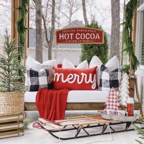 15 Stunning Outdoor Christmas Decor Ideas - Chaylor & Mads Christmas Front Porch Decor, Pop Up Vendor, Pop Up Vendor Booth, Outdoor Christmas Decor Ideas, Front Porch Swing, Christmas Wreaths With Lights, Outdoor Christmas Decor, Vendor Booth, Holiday Images