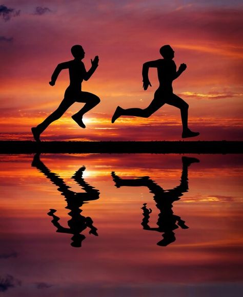 Man Running Drawing, Running Inspiration Photos, Runner Drawing, Running Wallpaper, Running Background, Fiery Background, Someone Running, Running People, Rose Gold Wallpaper Iphone