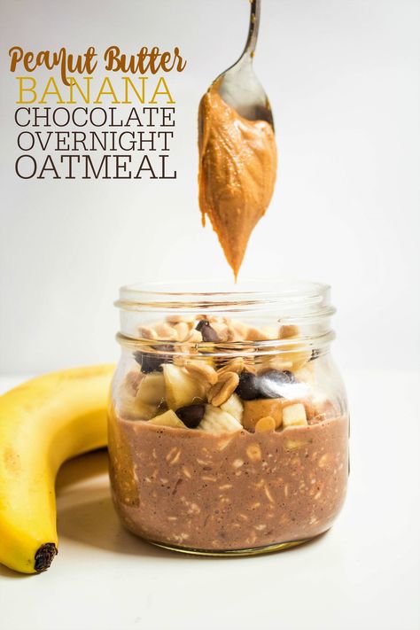 Introducing one of my most popular healthy overnight oats recipes: chocolate peanut butter overnight oats with banana! Overnight oatmeal is the holy grail of make ahead breakfast recipes. #overnightoats #oatmealrecipes #mealprep Overnight Oats With Banana, Easy Overnight Oats Recipes, Oats With Banana, Chocolate Peanut Butter Overnight Oats, Basic Overnight Oats Recipe, Easy Overnight Oatmeal, Oatmeal Flavors, Overnight Oats Recipes, Peanut Butter Overnight Oats