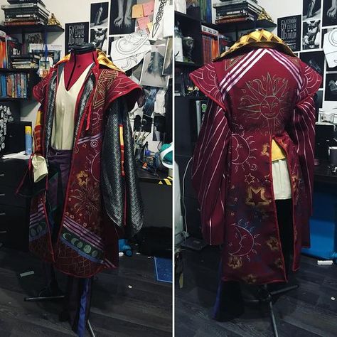 Mollymauk Cosplay, Mollymauk Tealeaf, Critical Role Cosplay, Anime Reference, Mighty Nein, Painted Fabric, Nature Fashion, Men Stuff, Cosplay Tips