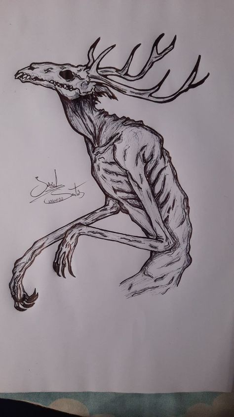 Mystic Creatures Drawings, Creepy Monster Drawing, Creepy Poses Drawing Reference, Deer Sketches, Creepy Sketches, Skull Reference, Scary Drawings, Horror Drawing, Arte Doodle