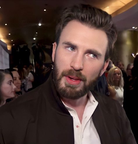 I Kings, Chris Evans, Interview, Fictional Characters