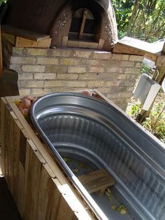 Stock Tank Hot Tub, Feed Trough, Hot Tub Designs, Diy Hot Tub, Outdoor Tub, Outdoor Baths, Hot Tubs Saunas, Hot Tub Backyard, Hot Tub Cover