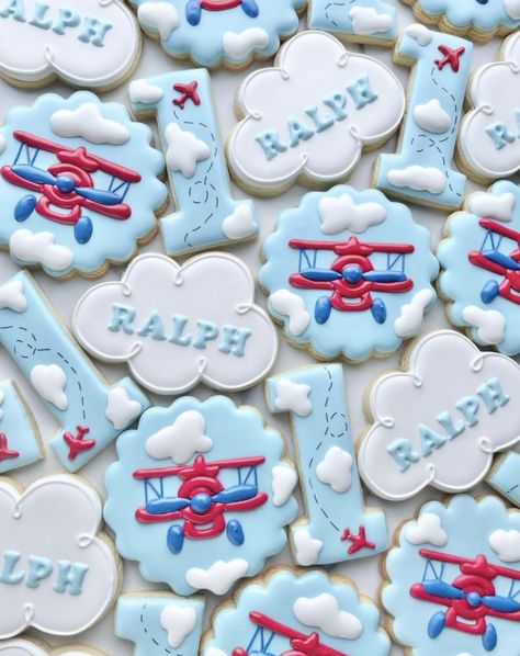 Vintage Airplane Cookies Decorated, Two Fly Birthday Cookies, Airplane Cookies 1st Birthday, Airplane Birthday Cookies, Time Flies First Birthday Party, Airplane 3rd Birthday Party, Airplane Decorations Party, One Year Flew By Birthday, Time Flies Birthday Cake