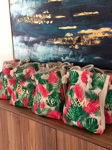 Bachelorette Pool Party Gift Bags, Palm Springs Bachelorette Gift Bags, Girls Trip Gift Bags Ideas, Birthday Trip Gift Bags, Pool Party Gift Bags, Girls Trip Goodie Bags Ideas, Girls Weekend Gifts Bags, Girls Trip Gifts Bags, Bachelorette Goodies