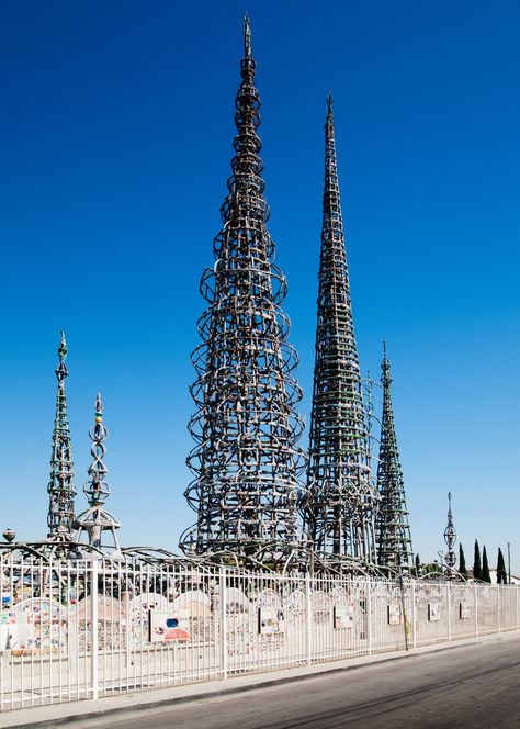 Watts Towers is one of our picks for the must-see architectural landmarks in Los Angeles, California. See the rest now. Watts Towers Los Angeles, Watts Towers, Architectural Landmarks, The Broad Museum, Los Angeles Architecture, Street Tattoo, Blue Building, Los Angeles Travel, Architecture Landmark