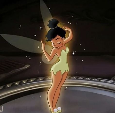 Black Tinkerbell Art, Black Disney Characters, Jaya Core, Black Tinker Bell, Black Tinkerbell, Latina Cartoon Pfp, Black Disney Princess, Black Princess, Black Cartoon Characters