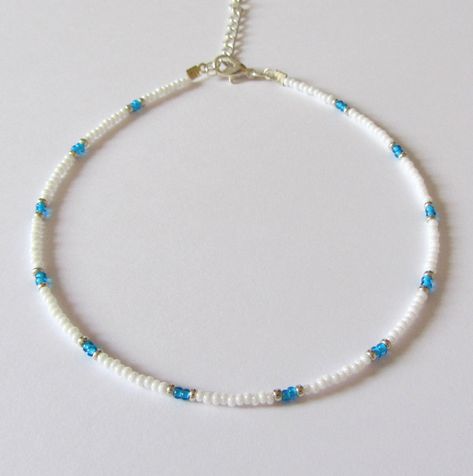 Beaded choker seed bead choker necklace beach jewelry blue white silver chockers women colorful hippie rainbow for women  This blue and white necklace is made of Czech glass beads of size 10/0.  Each necklace has a 2-inch extension chain. Photo color may vary slightly. Please select a necklace length from the drop-down menu or request any length. Blue Bead Necklace, Diy Seed Bead Necklace, Blue And White Necklace, Seed Bead Necklaces, Small Bead Bracelet, Pop Jewelry, Seed Bead Choker, Bead Choker Necklace, Diy Jewelry Unique