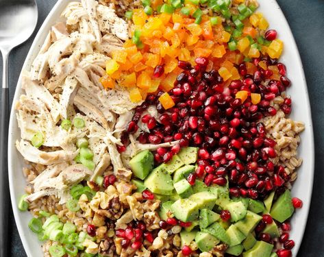 Rotisserie Chicken to the Rescue — Taste of Home Salad Recipes With Chicken, Healthy Recipes To Try, Entree Salads, Light Salads, Farro Salad Recipes, Pomegranate Chicken, Chicken Pumpkin, Pomegranate Recipes, Recipes With Chicken