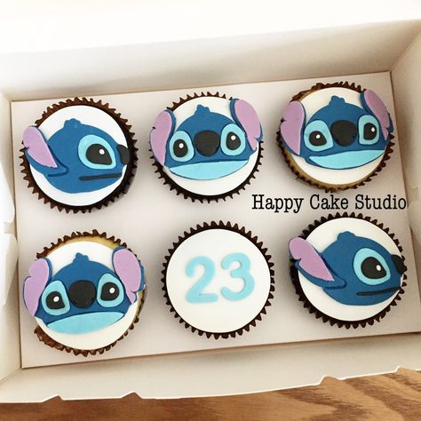 Stitch Cupcakes, Stitch Cake, Fondant Cakes, Girl Party, 18th Birthday, Lilo And Stitch, Bday Party, Candy Bar, Cake Toppers