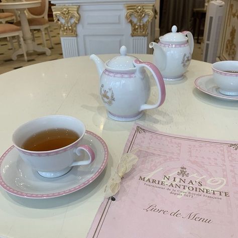 star on Instagram: “afternoon tea follow @coquetttedolle [ #coquette #coquetteaesthetic #dollette #doletteaesthetic #fashion #explore #explorepage #pink…” French High Tea, Mary Antoinette, Eloise At The Plaza, Pink Tea Party, Tea Vintage, The Cardigans, Rosé Aesthetic, Messy Room, Princess Aesthetic