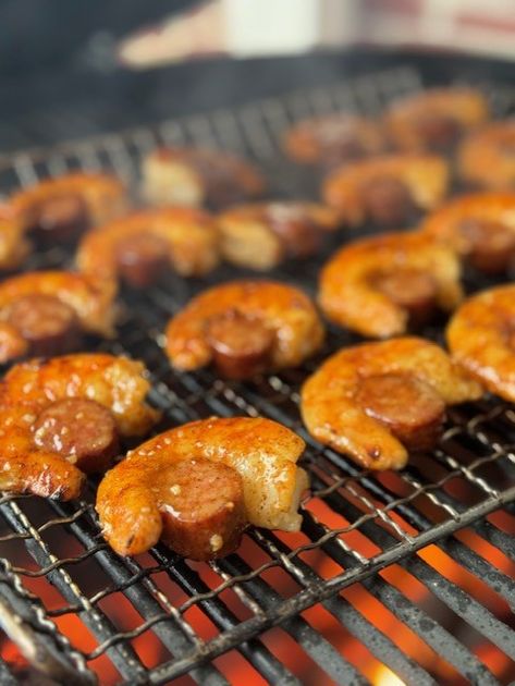 Cajun Shrimp and Sausage Bites Cajun Shrimp And Sausage Bites, Cajun Sausage And Shrimp Bites, Shrimp And Sausage Bites, Smoked Sausage And Shrimp Recipes, Pb Recipes, Cajun Shrimp And Sausage, Superbowl Recipes, Ball Food, Smoked Shrimp