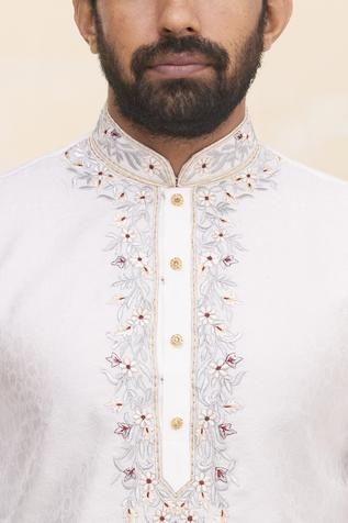 Shop for Arihant Rai Sinha White Brocade Kurta Set for Men Online at Aza Fashions White Kurta Men, Maroon Churidar, Kurta Designs Men's, Brocade Kurta, Sangeet Outfit, Fashion Design Books, Embroidery Fashion Detail, Kurta Men, Men's Ethnic Wear