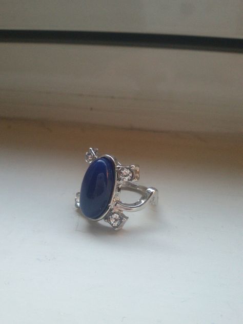 Elena Gilbert Ring, Tvd Rings, Tvd Elena, Elena Gilbert, Anklet Jewelry, Pretty Jewellery, Sapphire Ring, Solar, Gemstone Rings