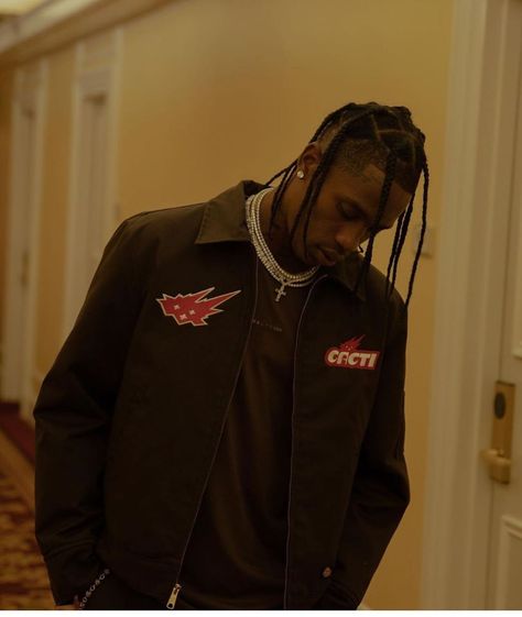 Travis Scott, White, Black