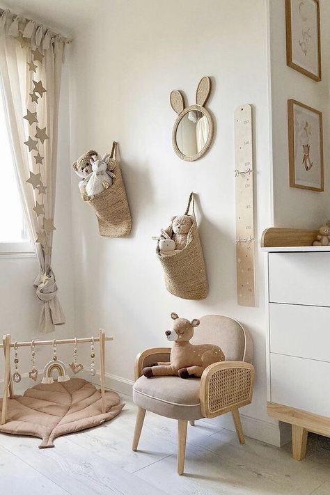 Baby Room Inspiration Girl, Baby Room Girl Ideas, Decorar Habitacion Bebe Ideas, Beige Baby Room, Baby Room Aesthetic, Natural Baby Room, Baby Room Decor Neutral, Beige Nursery, Nursery Deco