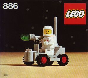 Space Buggy, 1979.  Another early Space Lego kit.  Simple, but fairly affordable even to a ten-year-old. Old Lego Sets, Lego Space Sets, Lego Boxes, Instructions Lego, Lego Kits, Free Lego, Lego System, Vintage Lego, Classic Lego