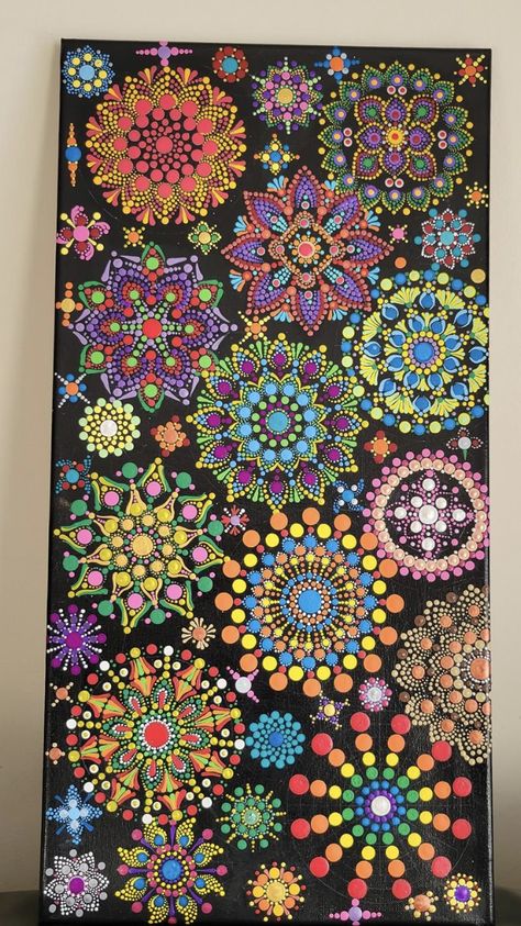 Rectangle Dot Art, Rectangle Mandala Design, Dot Painting On Rectangle Canvas, Rectangle Dot Mandala, Acrylic Dot Painting Ideas, Dot Mandala Patterns Simple On Canvas, Patterns For Painting, Dotted Mandala On Canvas, Mandala Dot Art On Rectangular Canvas