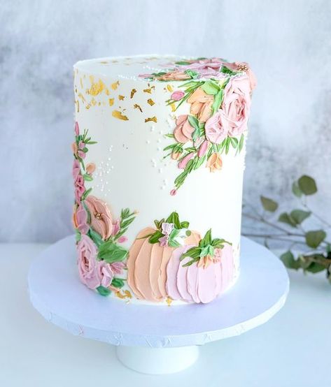 Pink And Orange Pumpkin Cake, Pumpkin Pie Smash First Birthday, Pastel Pumpkin Baby Shower Ideas, First Birthday Pumpkin Cake, Fall Birthday Food Ideas, Little Pumpkin Cake Ideas, Fall Themed Cake Ideas, Pumpkin Baby Shower Cake Girl, Pumpkin Cake Birthday