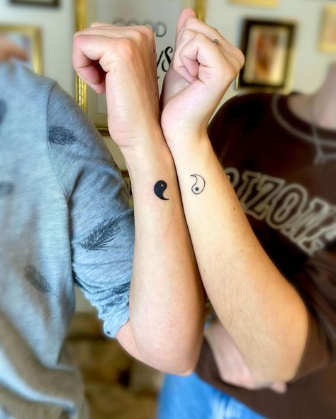 Mother Father Daughter Tattoos, Matching Tattoos For Mom And Daughter, Small Matching Tattoos Mom And Daughter, Small Tattoos Mother Daughter, Matching Mom Daughter Tattoos, Matching Tattoos Mom And Daughter, Cute Mother Daughter Tattoos, Mother Daughter Tattoos Small Unique, Tattoo Flamingo