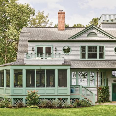 A Beloved Coastal Maine Summerhouse Gets a Vibrant Redo—Gingham Included! Shingle Style Homes, American Houses, Coastal Grandma, Seaside Cottage, Coastal Retreat, Hamptons House, Ship Lap Walls, Screened Porch, House Tour