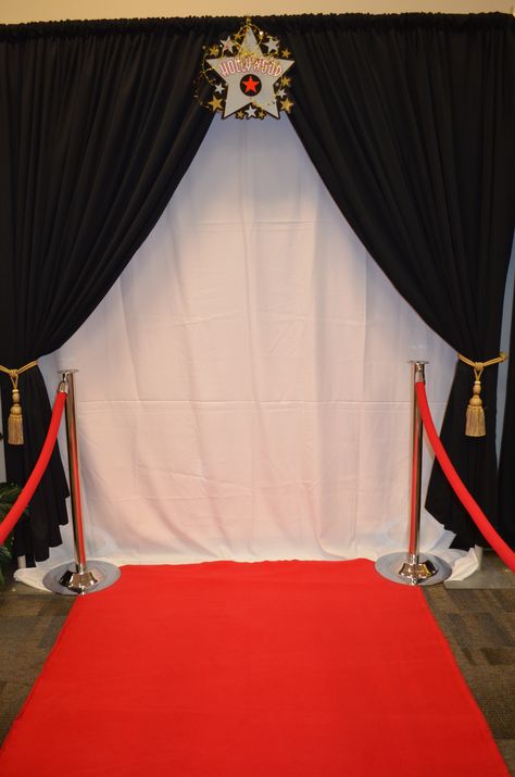 Entrance to Ballroom with professor groove post awards Red Carpet Backdrop Ideas, Wedding Red Carpet Backdrop, Wedding Red Carpet, Deco Cinema, Red Carpet Backdrop, Hollywood Birthday Parties, Prom Backdrops, Red Carpet Theme, Hollywood Birthday