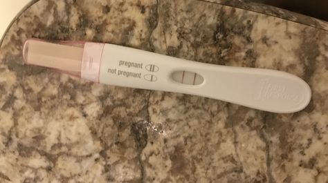 Second positive pregnancy test to make sure it was true ❤️😍❤️ "postive Pregnancy Test", Pregnancy Tests Positive, Positive Pregnancy Test Black Hand, Positive Pregnancy Test Aesthetic, Pregnancy Tester Positive Prank, Pregnant Test Positive, Fake Pregnancy Test Positive, Testpack Positive Tumblr, Positive Pregnancy Test Pictures