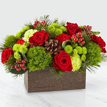 Xmas Flowers, Fresh Floral Arrangements, Winter Floral Arrangements, Christmas Cabin, Christmas Bouquet, Christmas Flower Arrangements, Church Flower Arrangements, Christmas Floral Arrangements, Christmas Centerpieces Diy