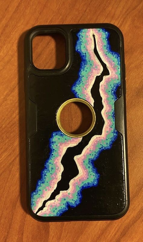 Phone case art space portal posca pens Phone Case Posca, Space Portal, Painted Phone Case, Phone Case Art, Posca Pens, Handmade Phone Case, Pen Art Drawings, Art Space, Pen Art